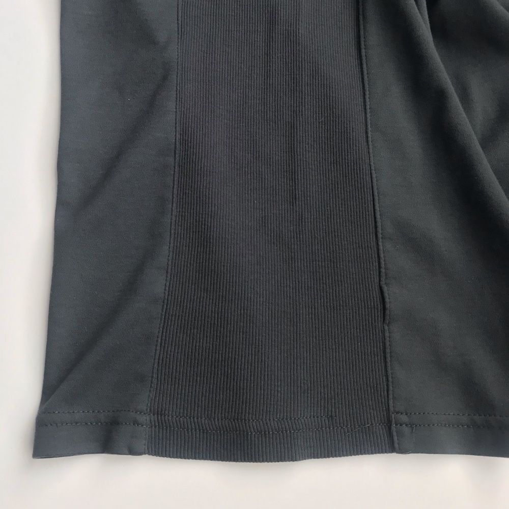 V-Neck Calvin Klein T-Shirt - Picture 5 of 8
